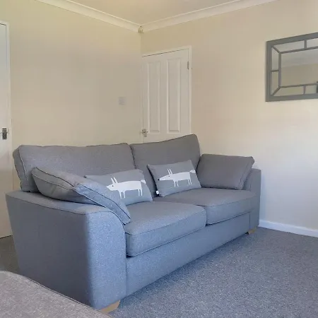 Serviced Apartment